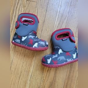 Toddler Bogs size 6